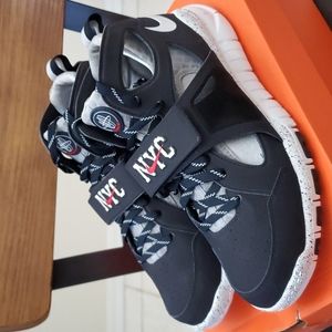 Nike Huarache Free Sheild (559599-401)